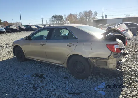 2012 Toyota Camry Base z USA, uszkodzony, nr VIN 4T1BF1FK2CU088564